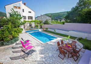 Two-Bedroom Apartment room in Apartments Villa Roza