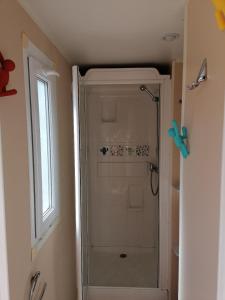 Campings Mobil-Home Cosy Climatise 3 chambres : photos des chambres