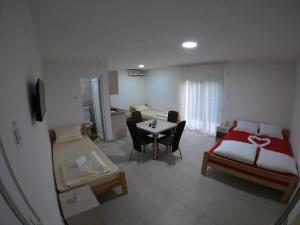 Ivy Love Apartmani