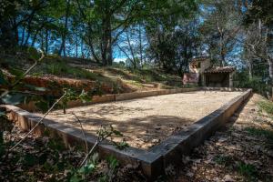 Maisons de vacances Stunning panoramic views and heated pool in Roussillon : photos des chambres