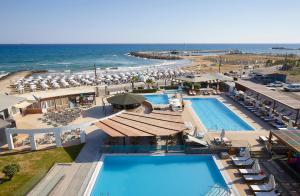 Astir Beach hotel, 
Crete, Greece.
The photo picture quality can be
variable. We apologize if the
quality is of an unacceptable
level.