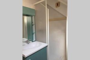 T2 Bis, calme, plein centre de Luchon, avec balcon et garage