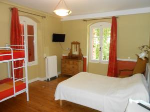 Hotels La Garenne de Morestel : photos des chambres