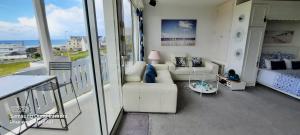 Appartements Grand loft de 60m2 tres lumineux tres belle vue sur mer : photos des chambres