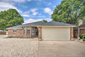 Holiday Home room in Lubbock Family Getaway with Yard 7 Mi to Dtwn!