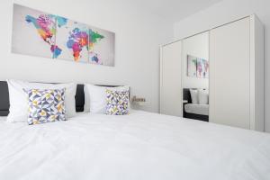 Trendy flat by the University