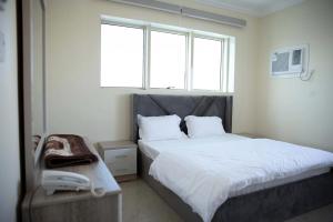 زائر الفخامه للشقق المخدومه