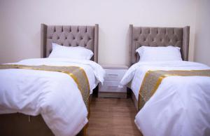 زائر الفخامه للشقق المخدومه