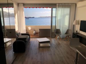 Appartements studio pieds dans l’eau : photos des chambres