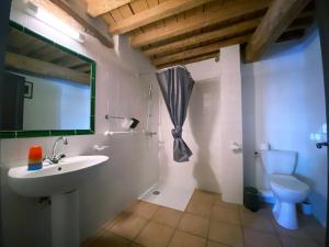 B&B / Chambres d'hotes Orangerie de Cardet - Maison d'hotes - B&B : photos des chambres