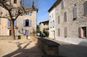 B&B / Chambres d'hotes Orangerie de Cardet - Maison d'hotes - B&B : photos des chambres