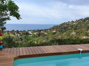 Villas Nice house with beautiful sea views on the peninsula of Hyeres : photos des chambres