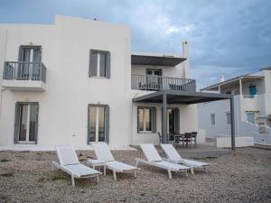 Milos Waves Luxury Apartments