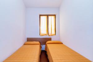 Veranda borgo Isola Rossa img14