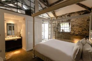 ANRÁN at Tidwell Farm