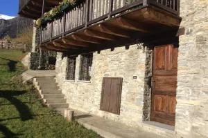 Chalet a La salle Affittasi grazioso e ampio monolocale CIR n 0095 - Château