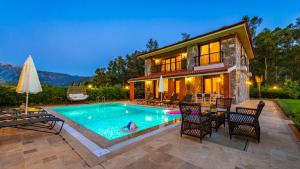 Hüma - 6 Bedroom Holiday Villa in Kayaköy Ölüdeniz