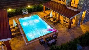 Hüma - 6 Bedroom Holiday Villa in Kayaköy Ölüdeniz