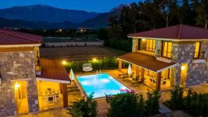 Hüma - 6 Bedroom Holiday Villa in Kayaköy Ölüdeniz