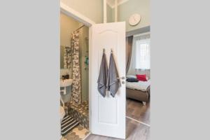 Latgales139 6 can stay Park in front of the house Free parking behind the fence Self check in out