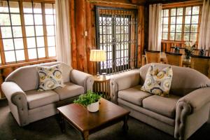 The Log Cabin at Elgin