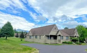 F4 Warm Fairway Village Townhome mountain views and large lawn So much to do - Bowman