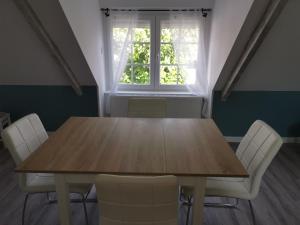 Maisons de vacances L'atelier les hortensias : Appartement 1 Chambre