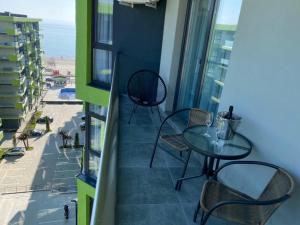 Teodora Summer Suite By Alezzi