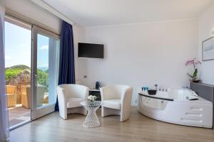 Deluxe Double Room with Sea View