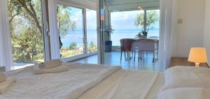Bungalow White Apartments & Suites Halkidiki Greece