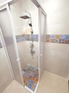 Reta-Inn Martil Beach