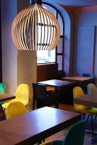 Hotels Kyriad Restaurant Centre SPA Vichy : photos des chambres