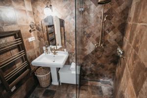 Room42 - Suites & Apartments