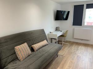 Nanterre Room