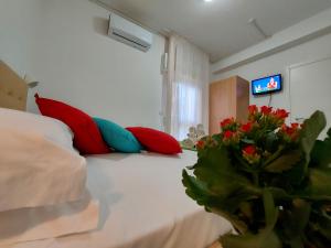 Triple Room room in Hotel Sans Souci