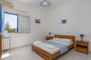 Tinas Apartments