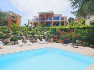 Appartements Scenic Apartment in Roquefort les Pins with Swimming Pool : photos des chambres