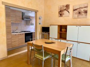 Apartment mit 1 Schlafzimmer, Balkon und Meerblick