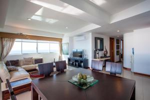 Palmetto Penthouse Deluxe Beautiful view and sunset floor 39