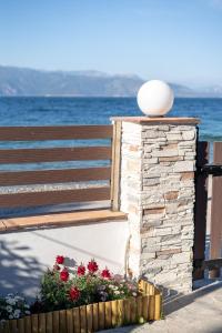 Akoli Blue - seafront Beach Cottage House Achaia Greece