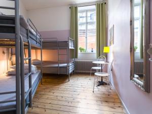 Quadruple Room with Shared Bathroom room in Castanea Old Town Hostel