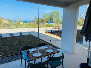 Appartements Residence Marina Di Bravone : Appartement - Vue sur Mer