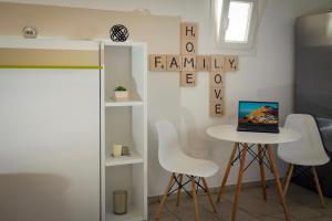 GLAROS luxury apartments in folegandros Folegandros Greece