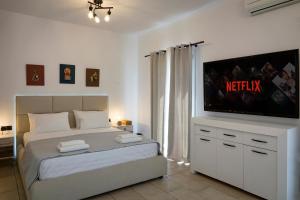 GLAROS luxury apartments in folegandros Folegandros Greece