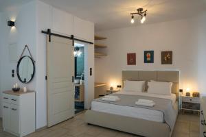 GLAROS luxury apartments in folegandros Folegandros Greece