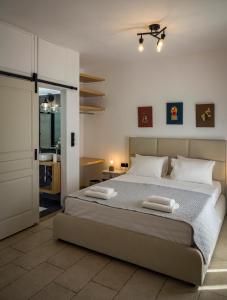 GLAROS luxury apartments in folegandros Folegandros Greece