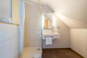 Hotels B&B HOTEL Auray Carnac : photos des chambres