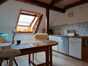 FW Mittschiffs, 1 Obergeschoss, Petershof-Lehbek