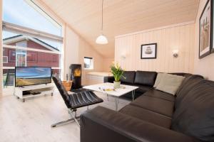 Resort 2 Beach House B 47