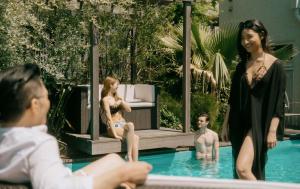 カサブランカプールハウス鎌倉 - Casablanca Pool House Kamakura Seaside Luxury Villa with Heated Pool & Sauna